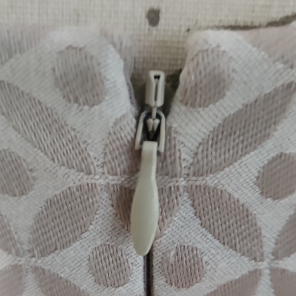 Elegant Cream Peplum Skirt Suit - Picture 8 of 16